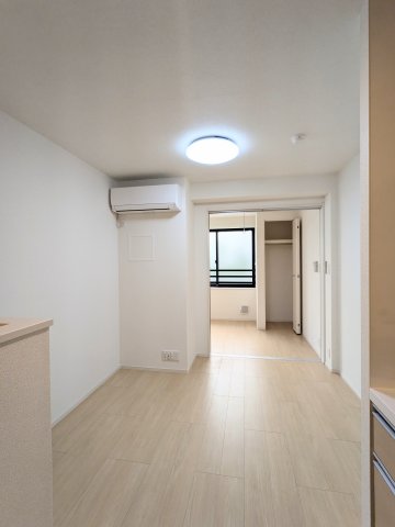 ソラシアレジデンス学芸大学Ⅱ0107号室 リビング