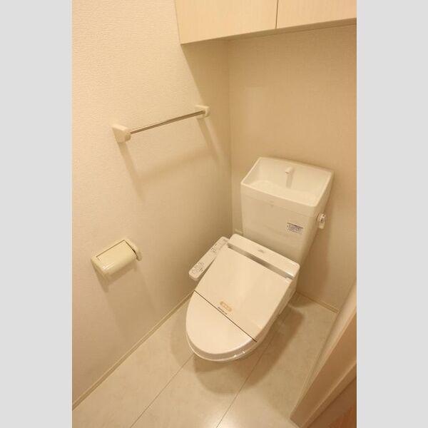 ホワイト・サラ 温水洗浄暖房便座