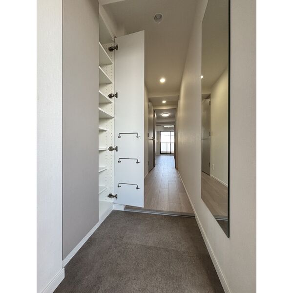 スプランディッド大島703号室 玄関