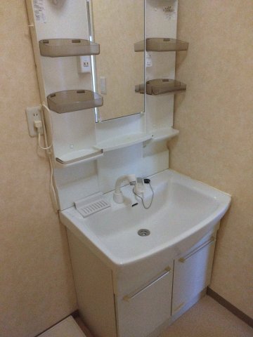 サンハイツ秋山0202号室 ※別号室の参考写真です(現況優先・仕様違いの場合あり)