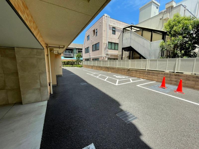 スプレスター志村坂上 駐車場