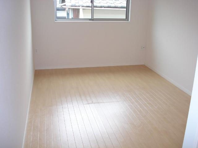 リバーサイド　グリーン 洋室