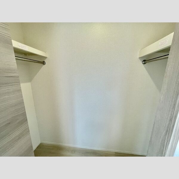 ディーグラース102号室 クローゼット