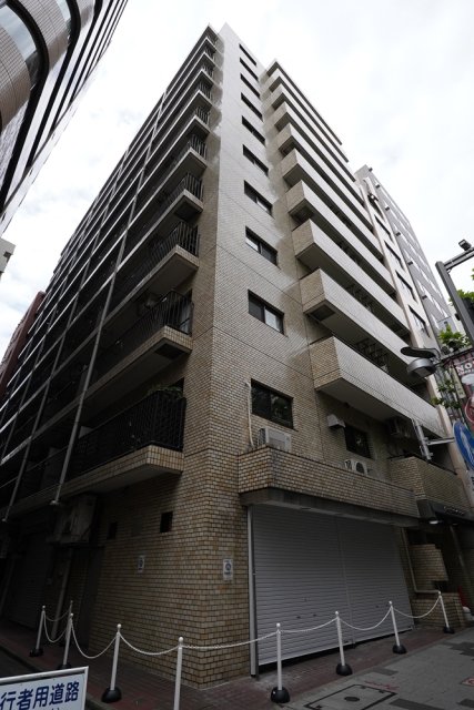 ライオンズマンション御苑前の外観画像