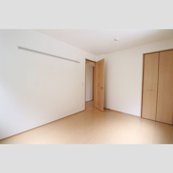 フローラ106号室 リビング