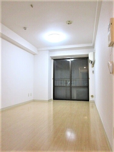 ライオンズマンション関内第２2階 洋室　別角度　※2021年11月撮影時