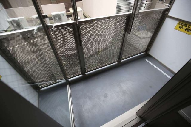 セリュークス板橋本町 バルコニー