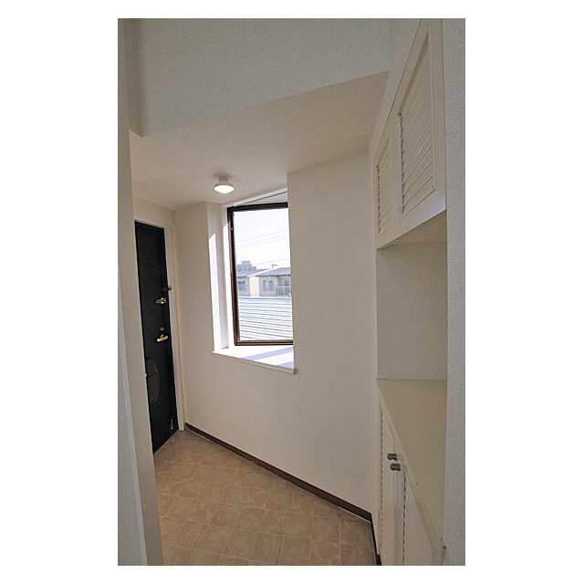 ワールドハウスA 内観