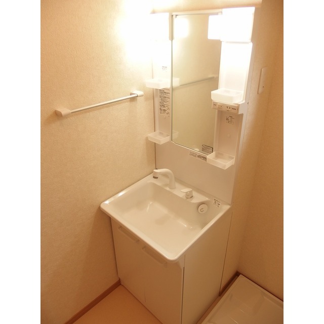 アムール MIYABI201号室 内観