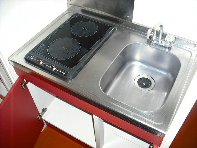 レオパレスＴＯＵＧＨ キッチン