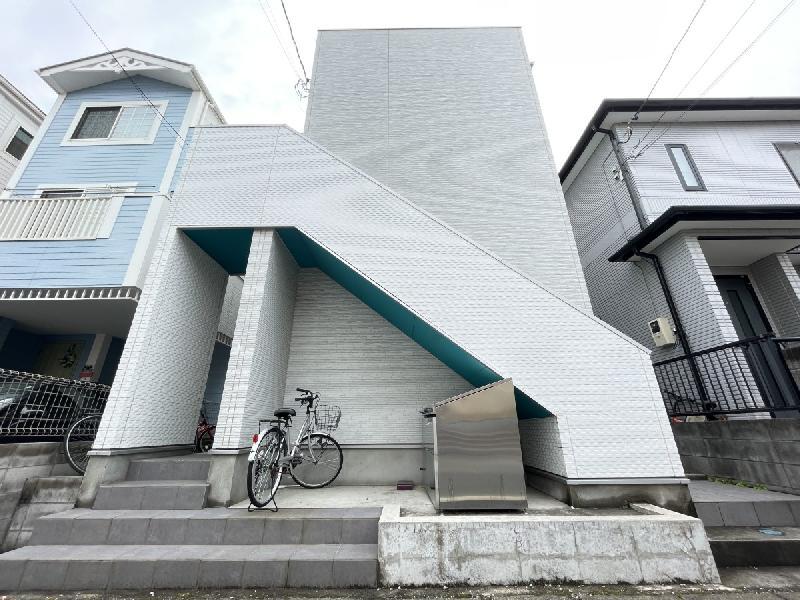 ＳＥＣＯＮＤ　ＳＴＡＧＥ 外観