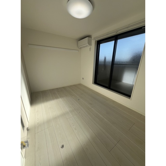 エクセラン中浦和104号室 リビング