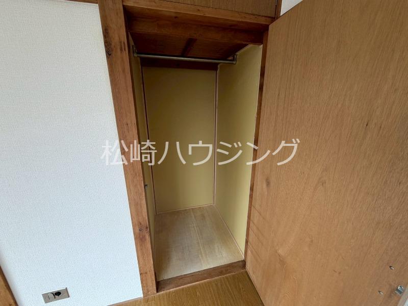 ロイヤルコーポ1階 収納