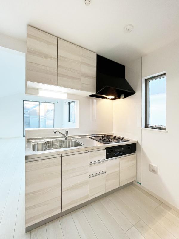 調布市入間町1丁目戸建 玄関