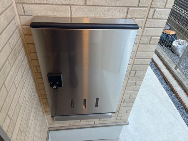 プレジール　柏の葉105号室 宅配ボックス