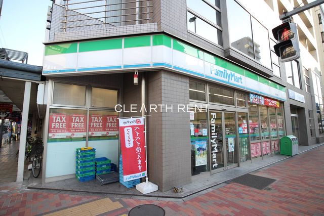コンシェリア東京 ＡＱＵＡ ＶＥＲＴ2階 【コンビニエンスストア】ファミリーマート 深川高橋店まで147ｍ