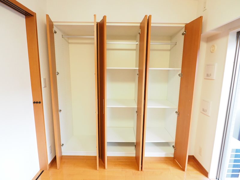 レジディア池袋2階 収納