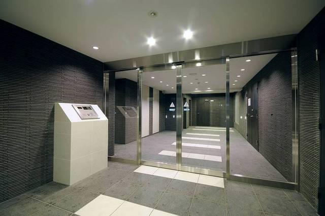 ガーラ・ステーション菊川2階 綺麗なエントランス