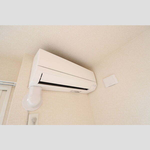 サニーリヴF103号室 エアコン