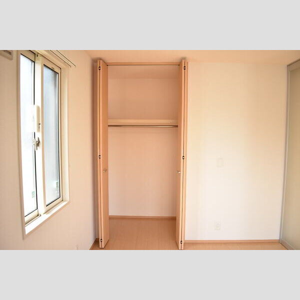 ロビン本郷105号室 収納