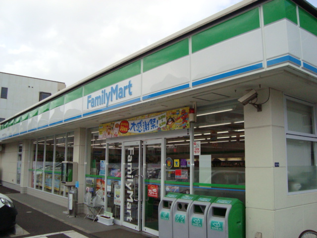 ヒルズＹＡＣＨＩＹＯ ファミリーマート幕張本郷三丁目店まで892ｍ