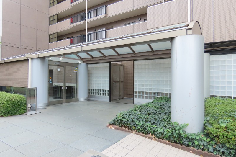 T's garden府中1階 エントランス