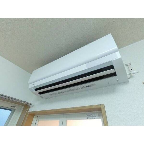 メゾン・ド・セザール0102号室 エアコン