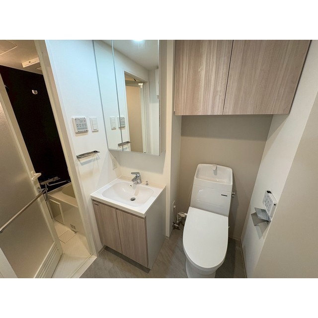 プレール・ドゥーク横濱子安204号室 内観