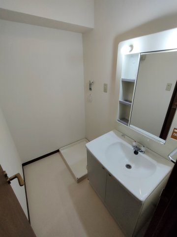 シュド鵠沼 他号室参照