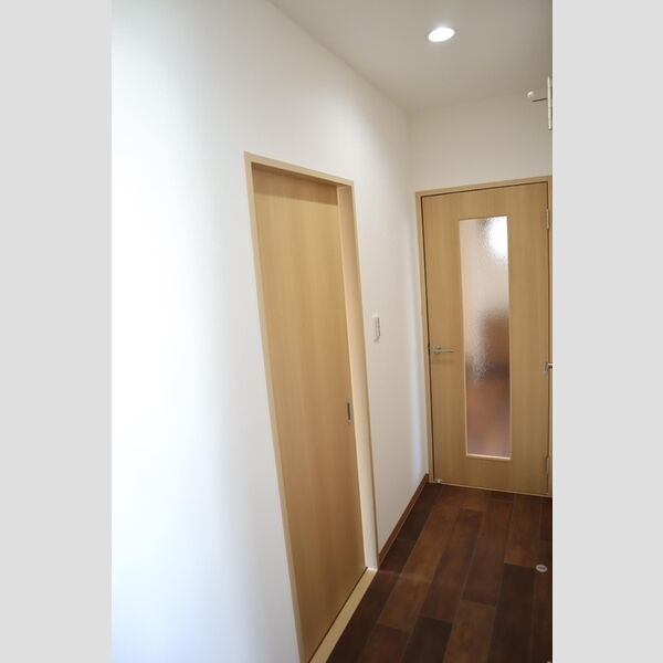 コートジョイ202号室 廊下