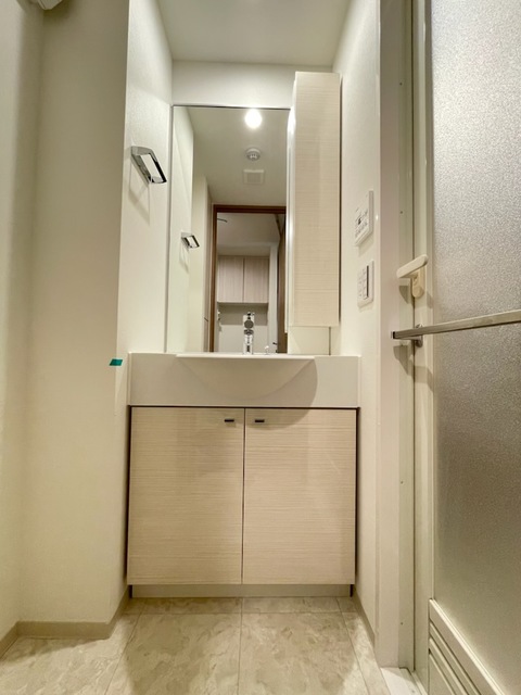 ガーラ・ヴィスタ元住吉4階 洗面