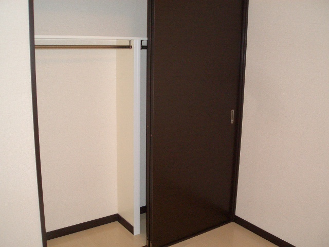 レオネクストアプリ 内観