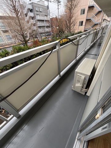 アールリエット武蔵境クラフト304号室 バルコニー