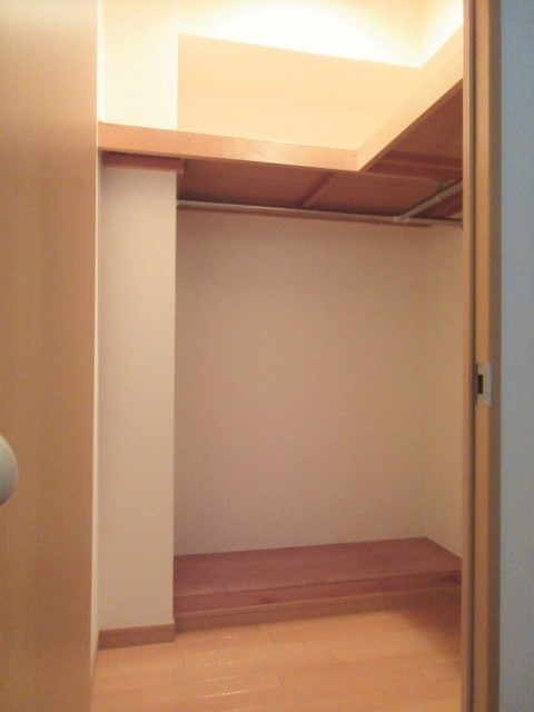 キャロンコート横浜 ※別号室の参考写真(現況優先・仕様違いの場合あり)