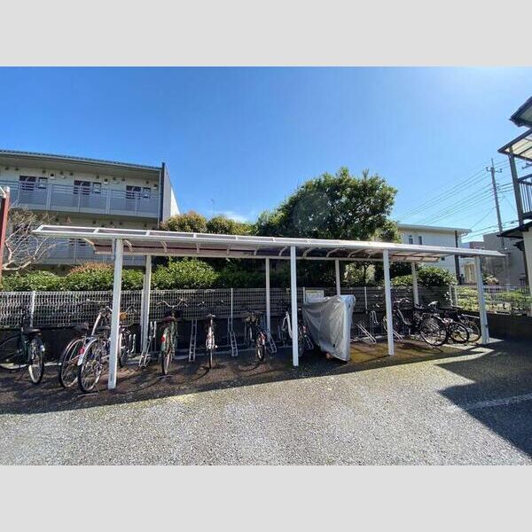 ヴァンベール南浦和 駐輪場