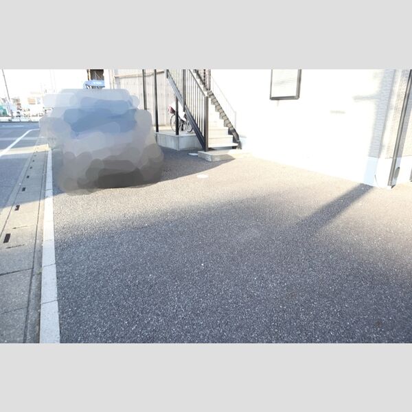 クレールK 駐車場