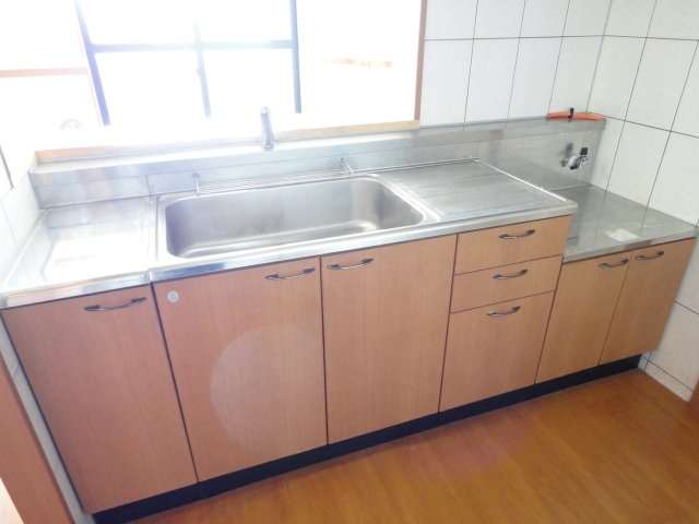 ディア フレンド ＫＯＩＺＵＭＩ206号室 キッチン（コンロ設置可）