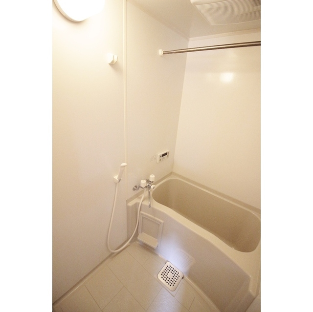 アンプルール フェール モンテ105号室 お風呂