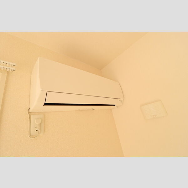 サンアベニューⅣ103号室 エアコン