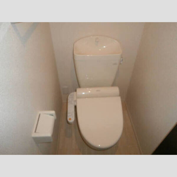 パレス境南町301号室 トイレ