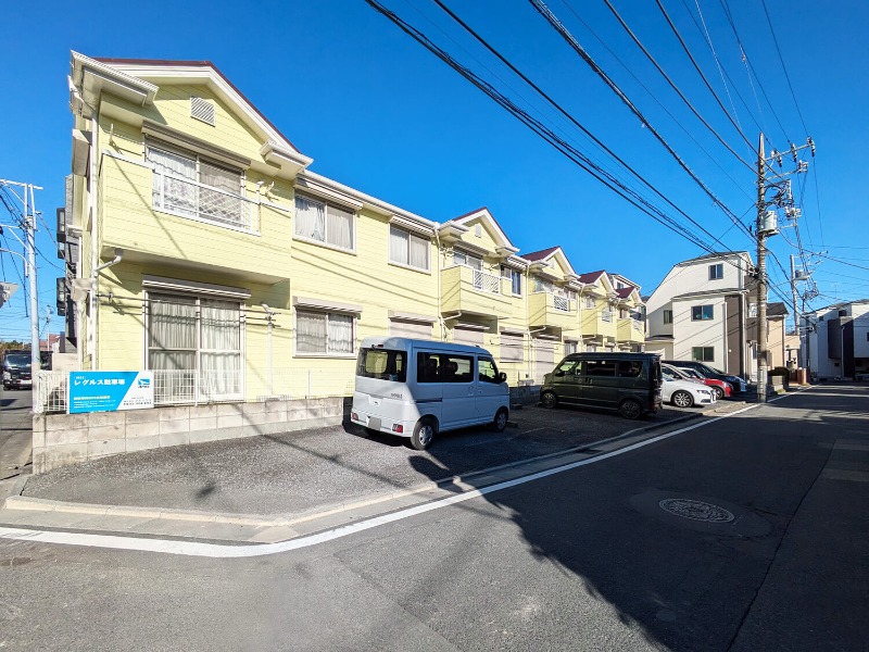 レグルス1階 外観