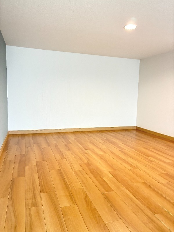 ＷＩＴＨＰＬＡＣＥ大岡2階 内観