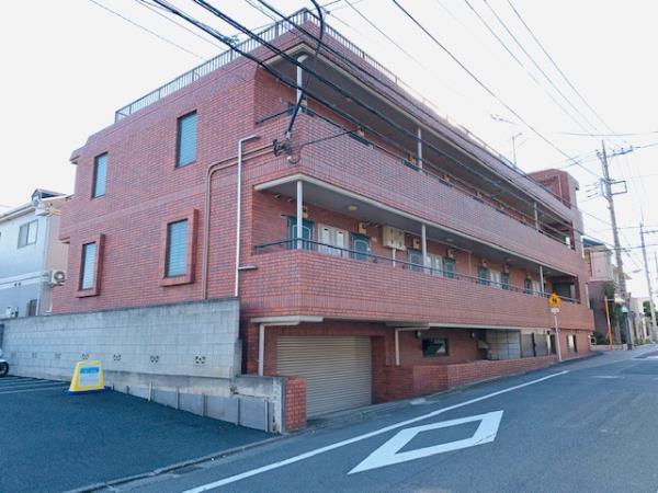 メゾンドール2階 外観