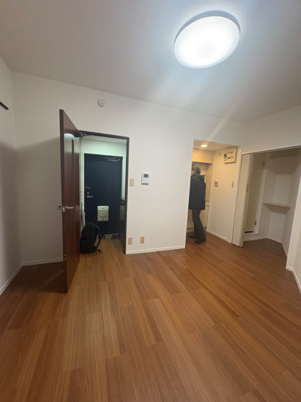 ヒルズ代官山2階 内観