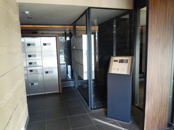 スパシエ練馬アヴィニティー エントランス