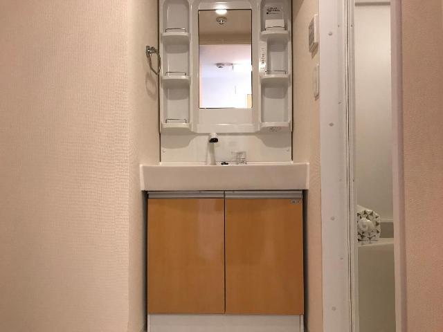 ラフィネ　柏 洗髪洗面化粧台