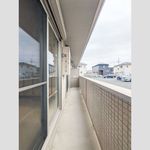 レイクガーデン305号室 同建物別部屋の参考画像