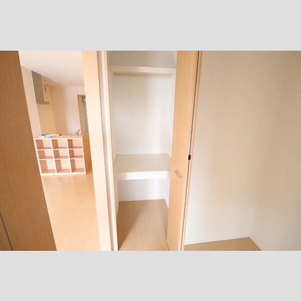 MATSUI　HOUSE201号室 物入