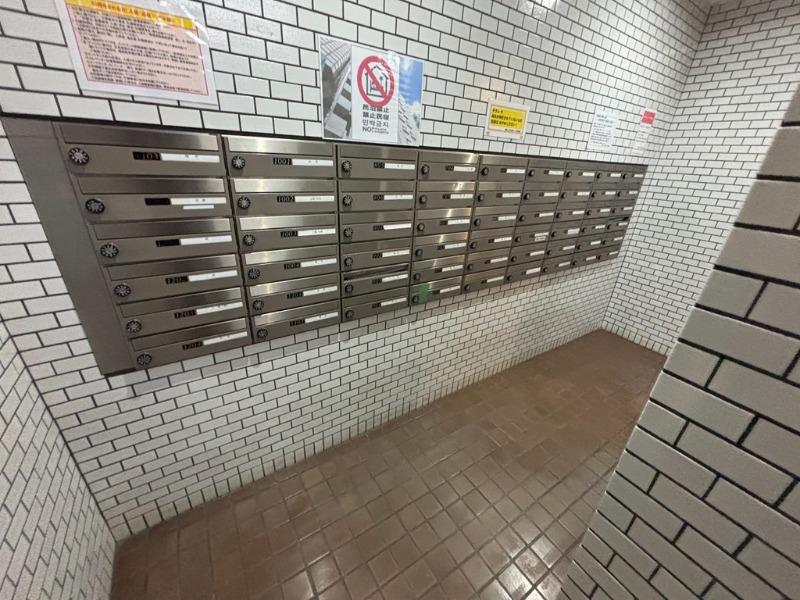 藤和二子玉川園コープ8階 メールボックス