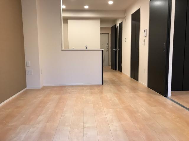 アルモ102号室 リビング（イメージ）